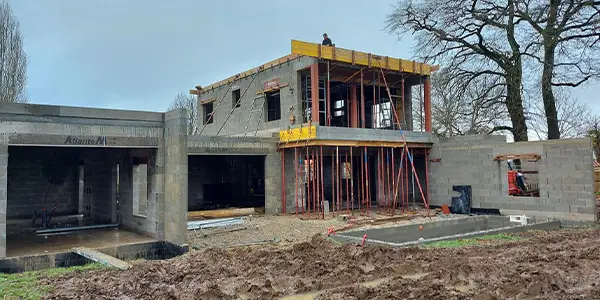 Réalisation de construction de maison par CGB Batiment 17, maçon à Rétaud