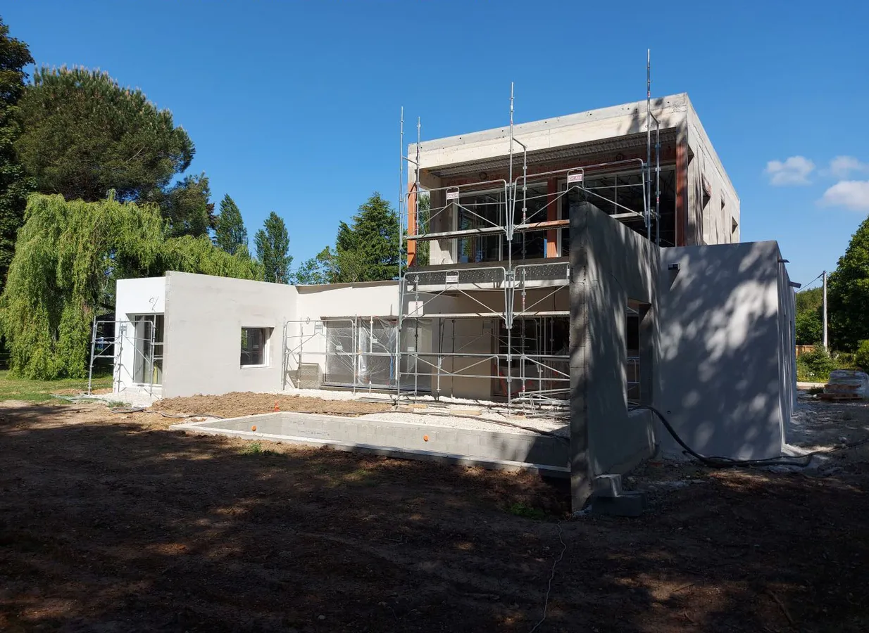 Réalisation de construction de maison par CGB Batiment 17, maçon à Rétaud
